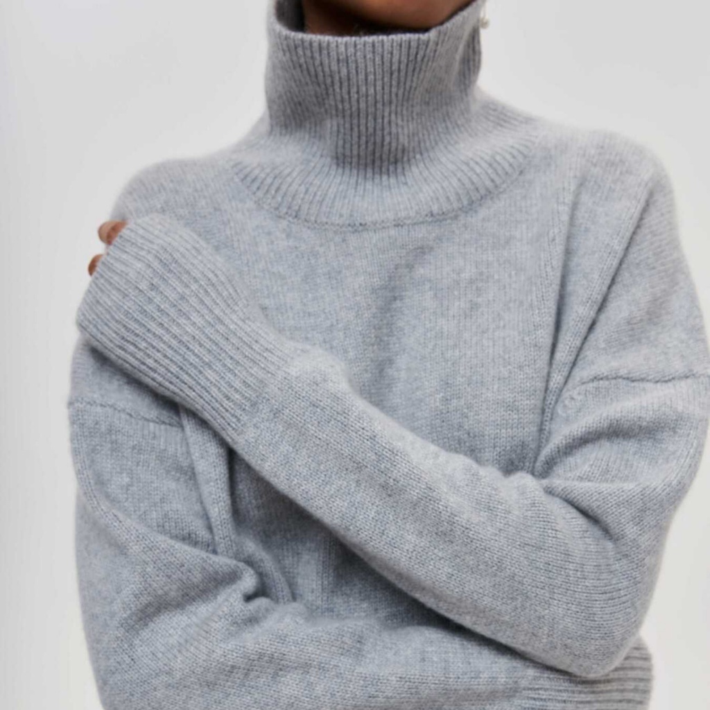 Áo sweater Dệt Kim Mềm Màu Trơn Nhẹ Nhàng Ấm Áp Thời Trang Mùa Đông Châu Á Cho Nữ