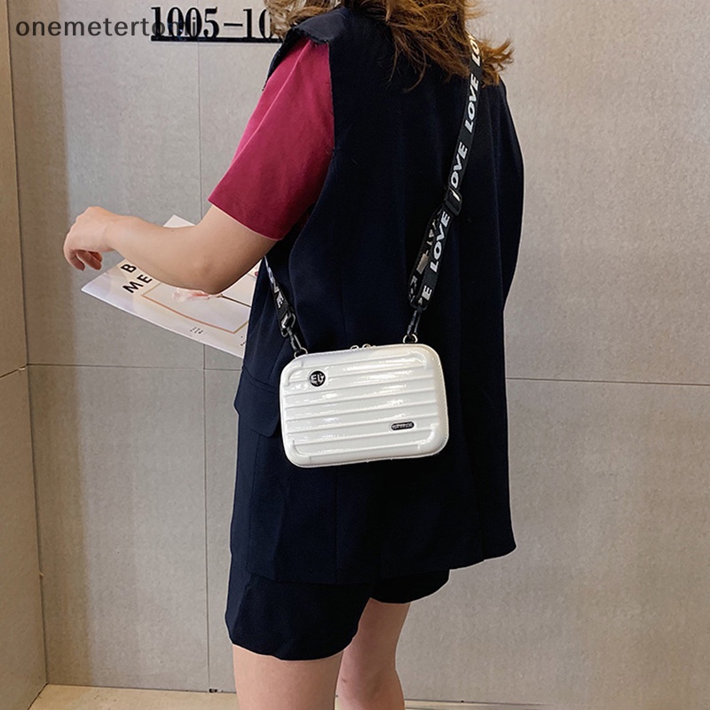 Onemetertomj Túi Đeo Chéo Vai Hình Vuông Nhỏ Cầm Tay Phong Cách Vali Thời Trang Cá Tính Dành Cho Nữ en