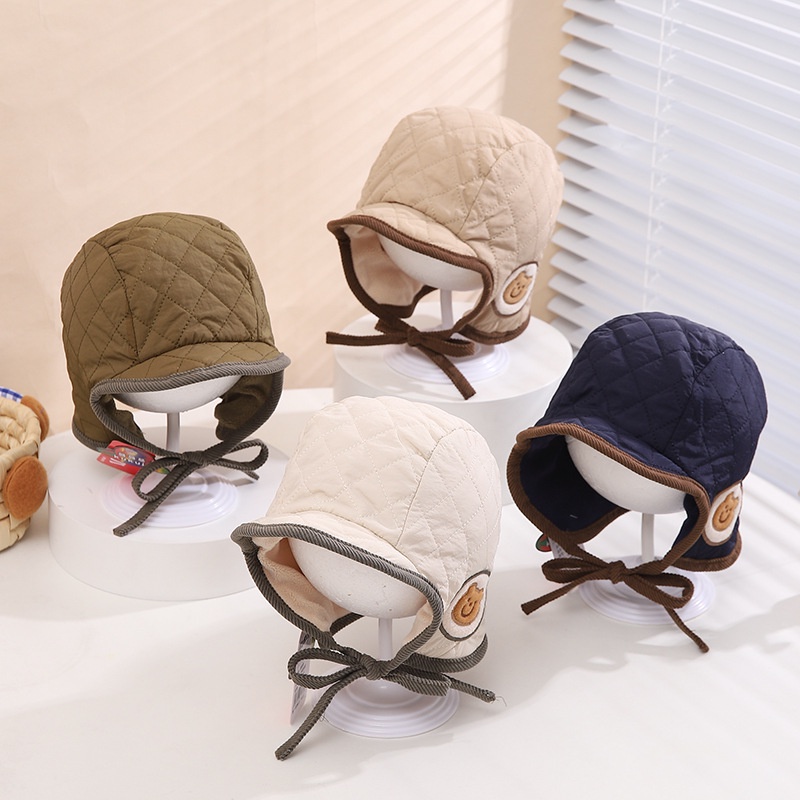 Mũ Len Tai Gấu Dễ Thương Cho Bé