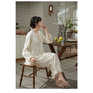 Bộ Đồ Ngủ Bằng Lụa Mỏng Dáng Rộng Thời Trang Dành Cho Nữ