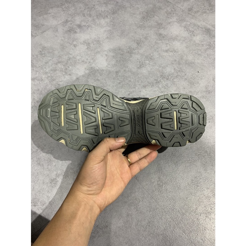 2hand giày Asics GEL Venture 6 T7G1N SIZE 41.5 9574