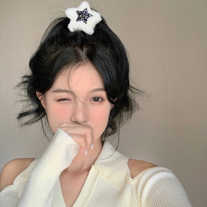 Kẹp Tóc Hình Ngôi Sao Bằng Lông Nhung Mềm Mại Dễ Thương Xinh Xắn