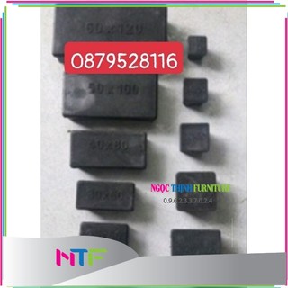 HÀNGCHẤTLƯỢNG. Nắp bịt nhựa đầu ống sắt đủ sizenút bịt nhựa đen.Núm bịt ốp chụp chân bàn ghế, ống