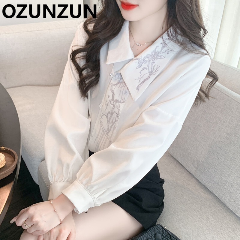 Áo Sơ Mi Trắng Thêu Họa Tiết Thổ Cẩm Ozunzun 8056