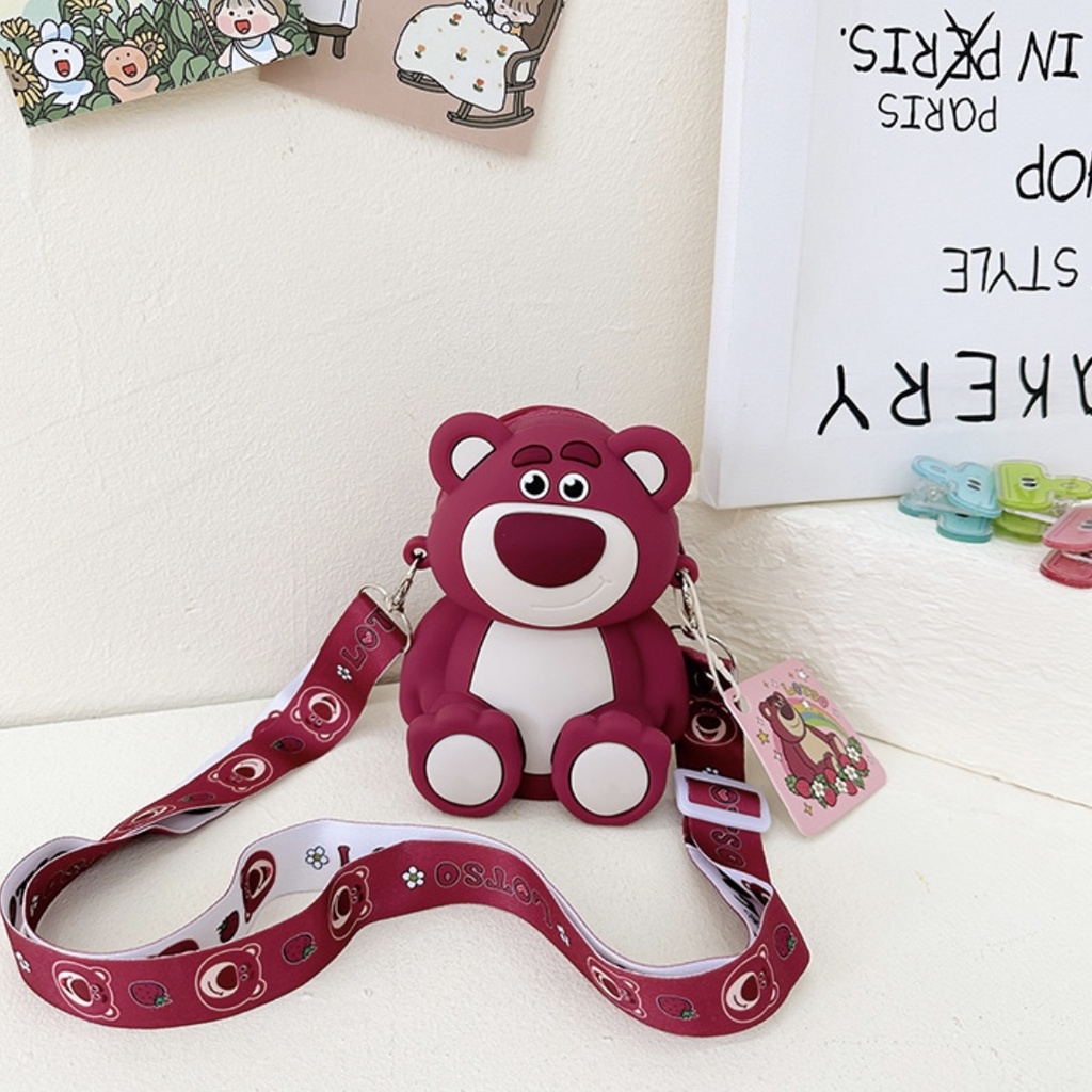 TúiĐeo Đeo Chéo Silicon Hình Gấu Dâu Lotso Thời Trang Dễ Thương
