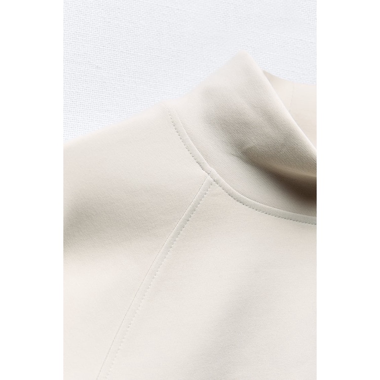 Áo croptop Zara authentic