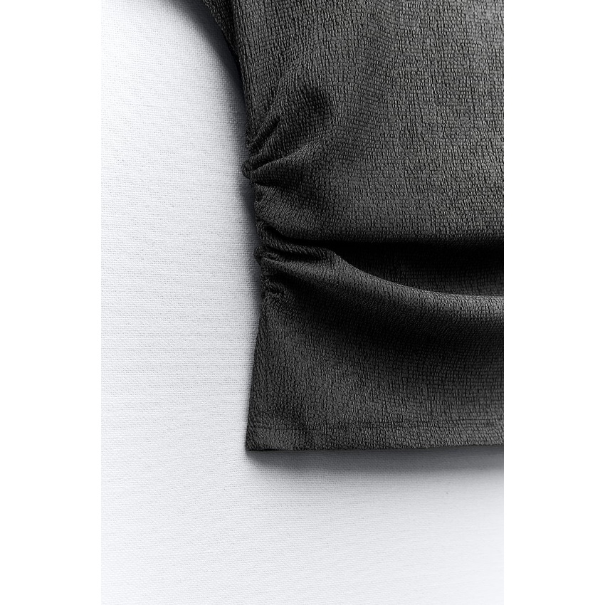 Áo croptop Zara authentic