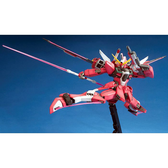 Mô hình lắp ráp MG ZGMF-X19A Infinite Justice Gundam 1/100 Bandai 4573102630414 sập sàn