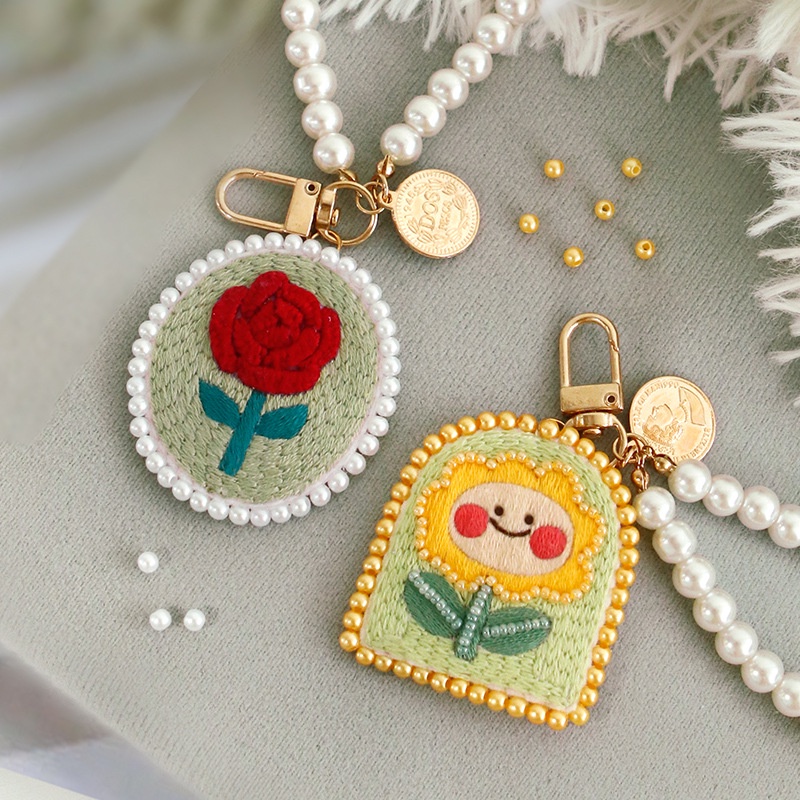 Móc Khóa Đính Hạt Thêu Hình Thỏ Dễ Thương Dùng Làm Đồ Thủ Công diy