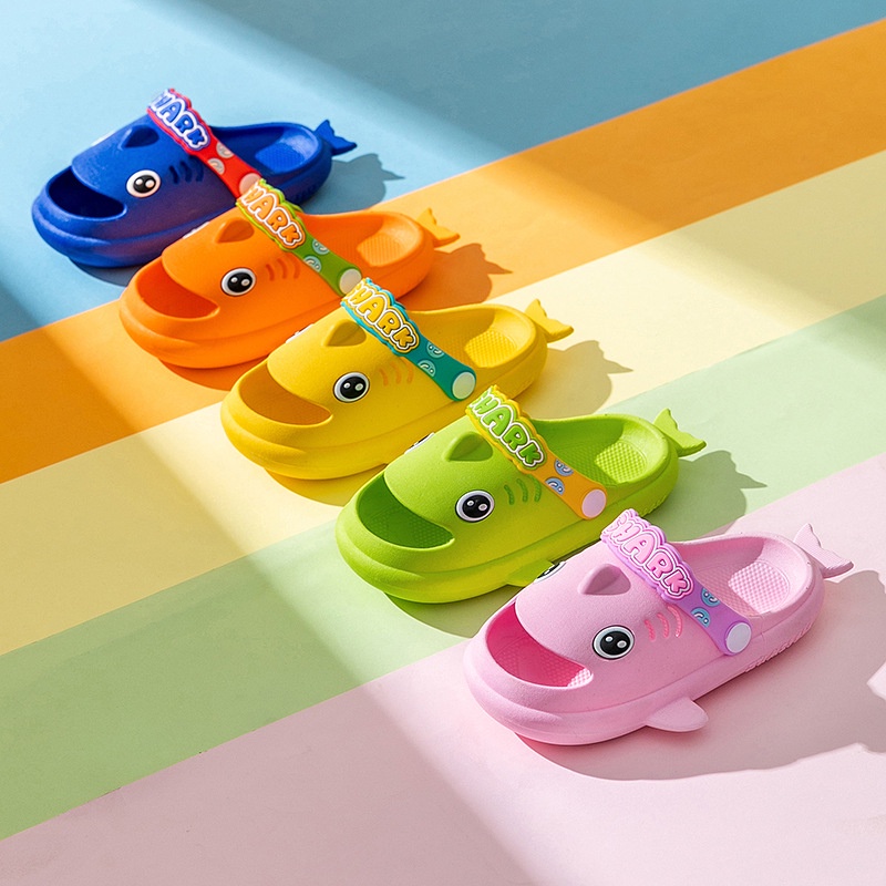 Dép Sandal Chống Trượt Hình Cá Mập Dễ Thương Phong Cách Mới 2023 Cho Bé 2-6 Tuổi