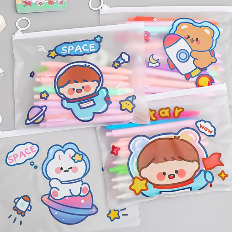 Túi Đựng Bút Chống Thấm Nước Có Khóa Kéo Họa Tiết Hoạt Hình Khủng Long / Phi Hành Gia / Gấu Dễ Thương