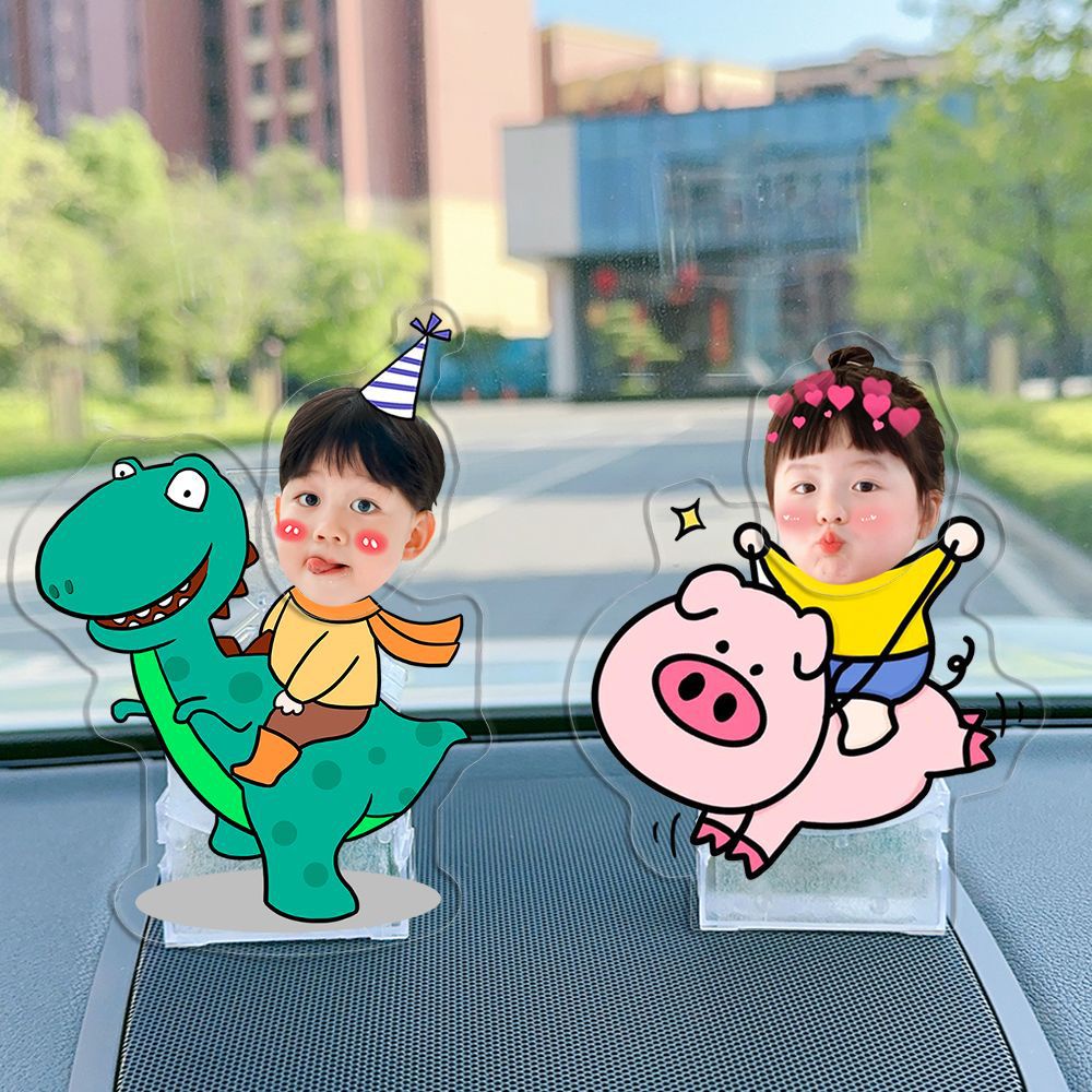 Mô hình standee lắc đầu chạy pin ghép mặt theo yêu cầu  cute làm quà tặng, trang trí ô tô, để bàn Trí Decor anime