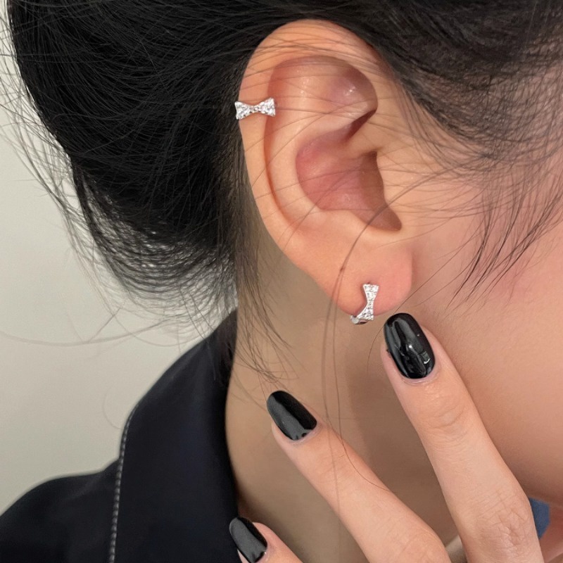 Bông Tai Mạ Bạc 925 Hình Tròn Đính Đá Thời Trang Dành Cho Nữ
