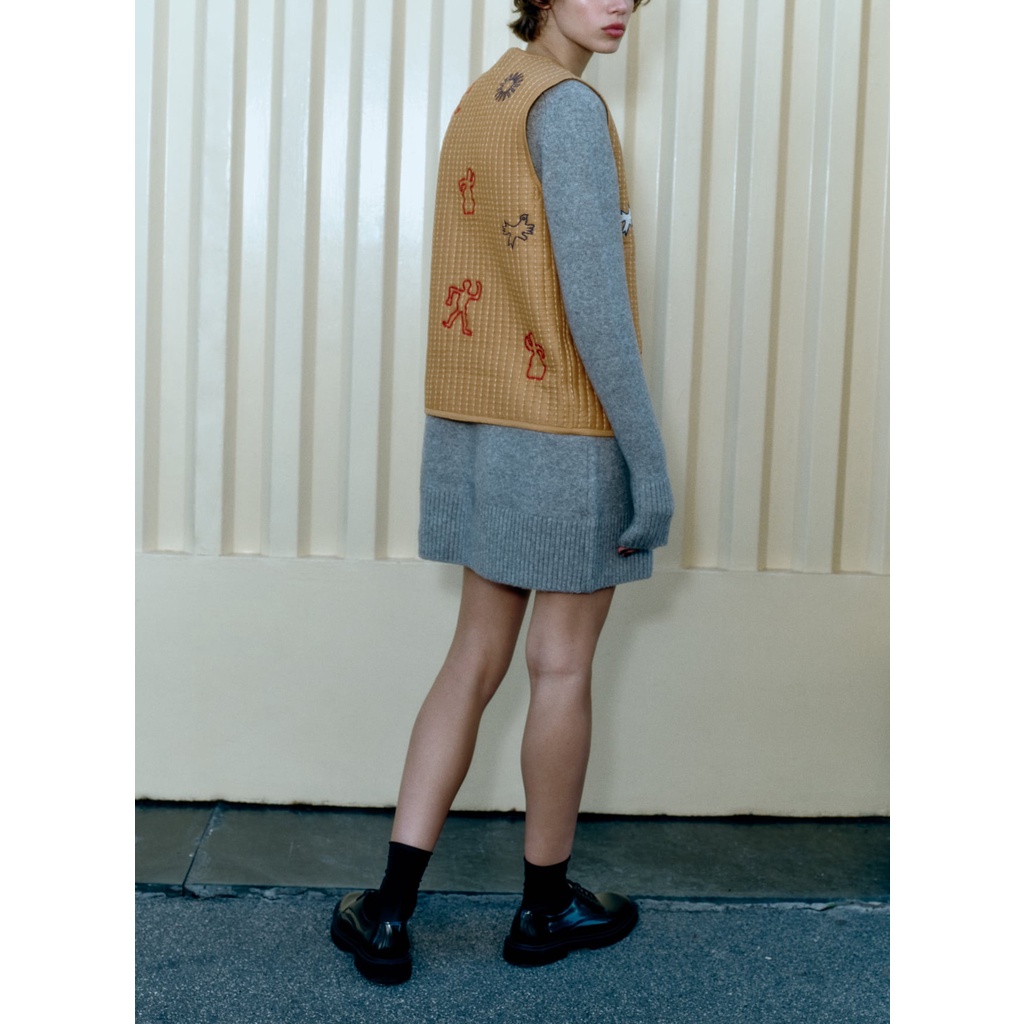 Zara Áo Khoác Ghi Lê Cổ Chữ v Dáng Rộng Bằng cotton Thêu Họa Tiết Thời Trang Mùa Thu Dành Cho Nữ 7521807