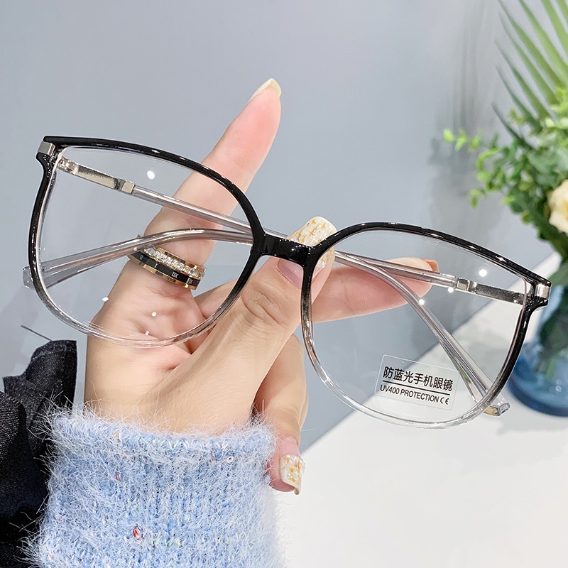 Kính Mắt Mèo Gọng Lớn Chống Bức Xạ Ánh Sáng Xanh