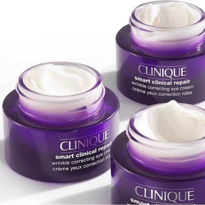 Clinique Kem Dưỡng Ẩm Mắt 15ml Màu Tím Sáng