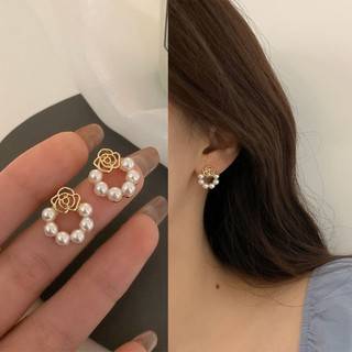 Khuyên Tai Hoa Hồng Rỗng Nhẹ Đính Hạt Ngọc Trai Thời Trang Phong Cách Hàn Quốc Mới Dành Cho Bạn Nữ
