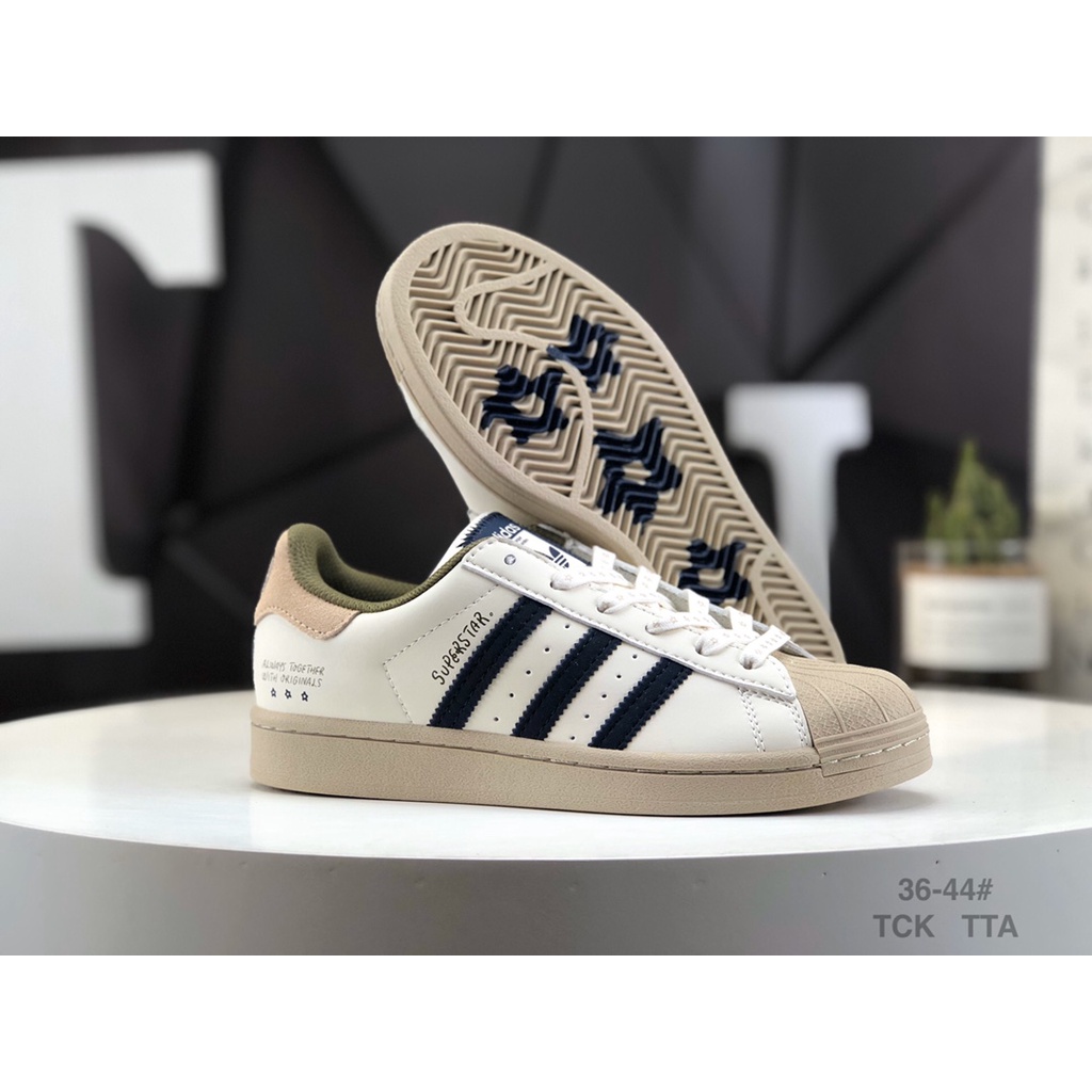 Giày Thể Thao adidas ig3852 36-44 Thiết Kế Giản Dị