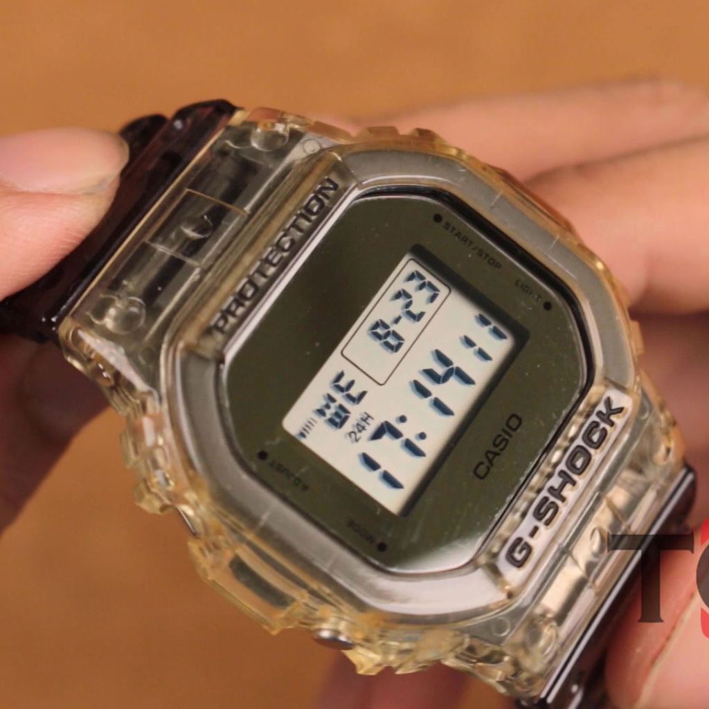 Đồng hồ casio G-shock DW-5600SK-1 đã qua sử dụng