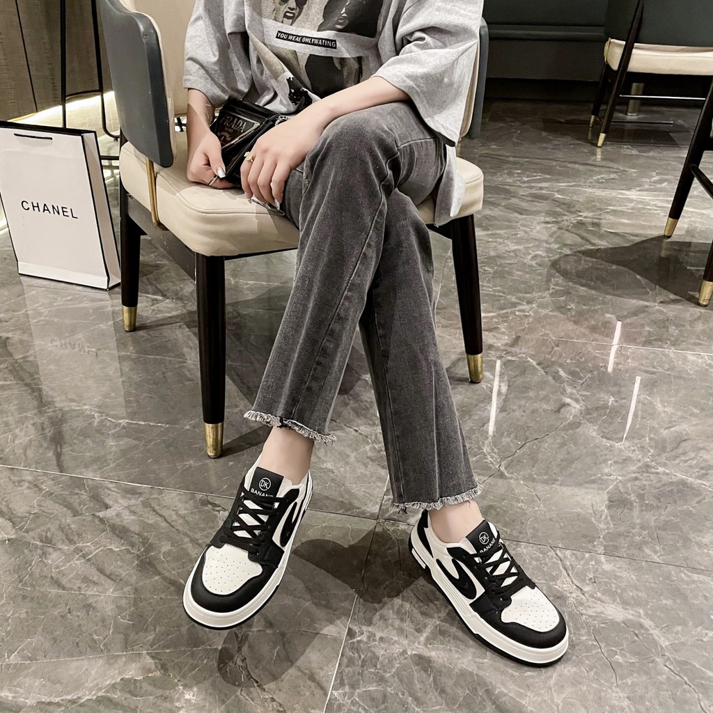 One more shoes⭐Giày Thể Thao Đế Dày Siêu Nhẹ Phong Cách hong kong Cổ Điển Thời Trang Xuân Thu Cho Nữ