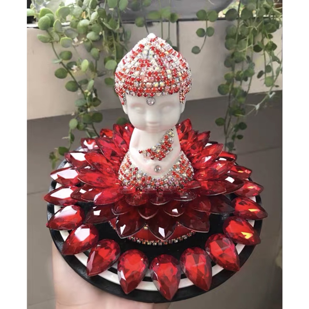 Tượng Phật Thích Ca đính đá để taplo xe ô tô - Tượng Phật đính đá cao cấp .