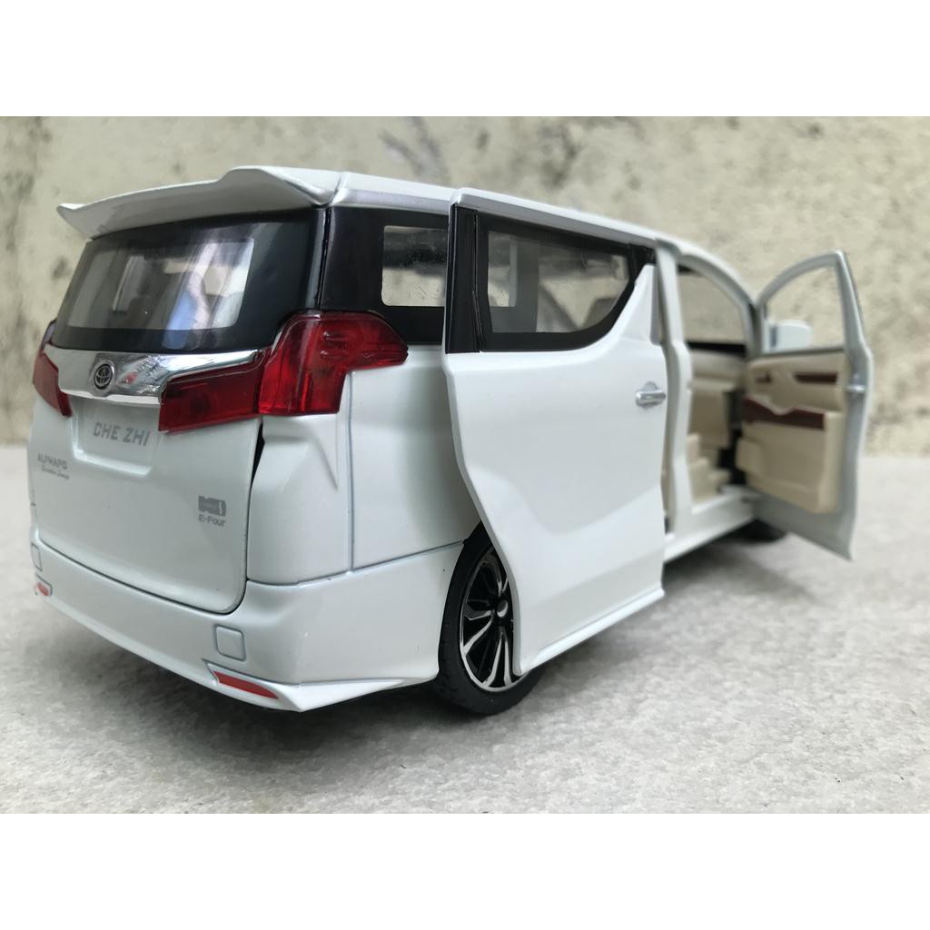 Mô hình xe ô tô Toyota Alphard Hybrid E-Four 2021 1:24
