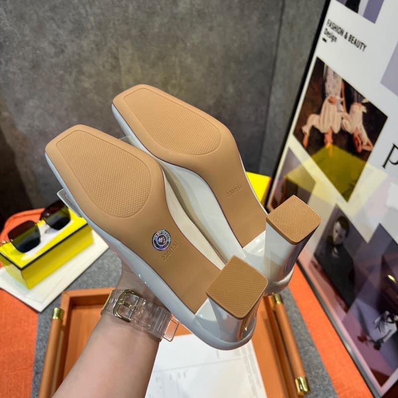 Giày gót vuông nữ đế dẹ cao 7cm,chất da bóng cao cấp mềm êm CGV32 ANN_Official