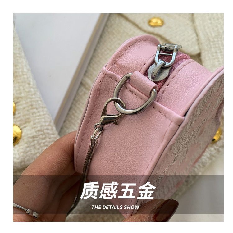 Túi Đeo Chéo mini Màu Đen Họa Tiết Hoa Xinh Xắn Thời Trang 2023 Cho Nữ