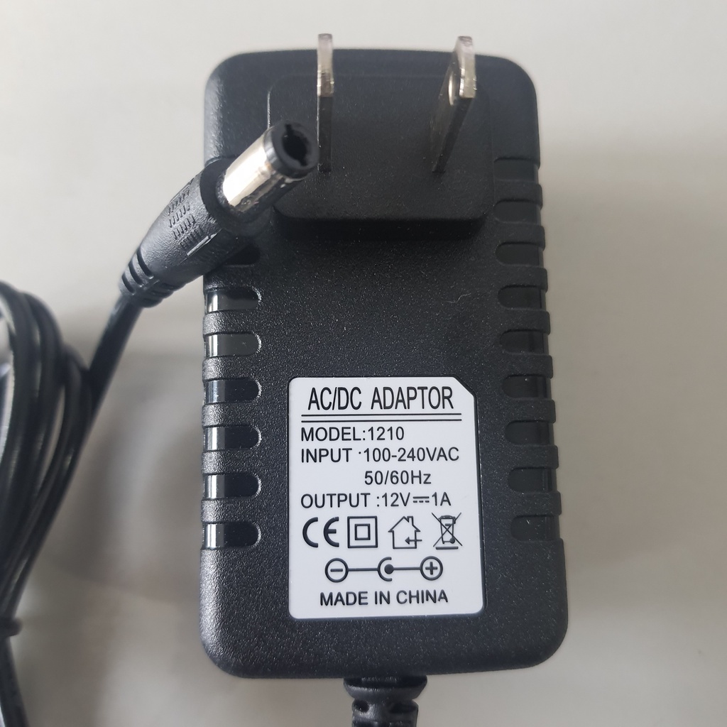 Sac binh ac quy xe điện 12V-1A chân cắm tròn 5.5x2.5mm có đèn báo sạc tự ngắt khi đầy sạc nhanh sac xe dien do choi