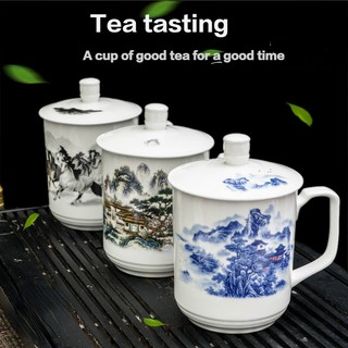 Cốc uống trà bằng gốm sứ có nắp đậy tiện dụng