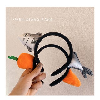 Kẹp Tóc Hình Cà Rốt / Cá Mập Dễ Thương Vui Nhộn Cho Nữ