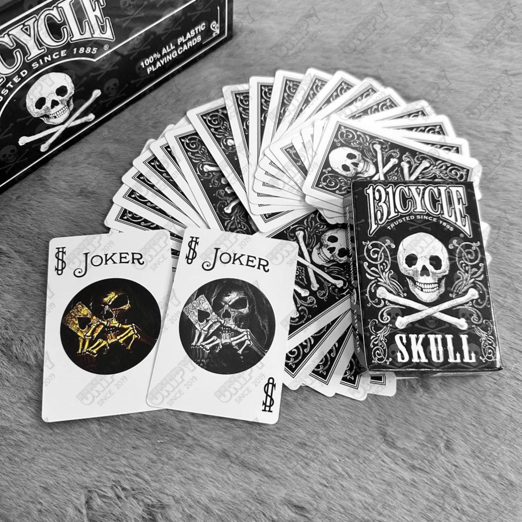 Bộ Bài Tây Nhựa PVC Skull Đen | Chống Bụi Chống Nước | Thẻ Bài Sưu Tầm Trưng Bày