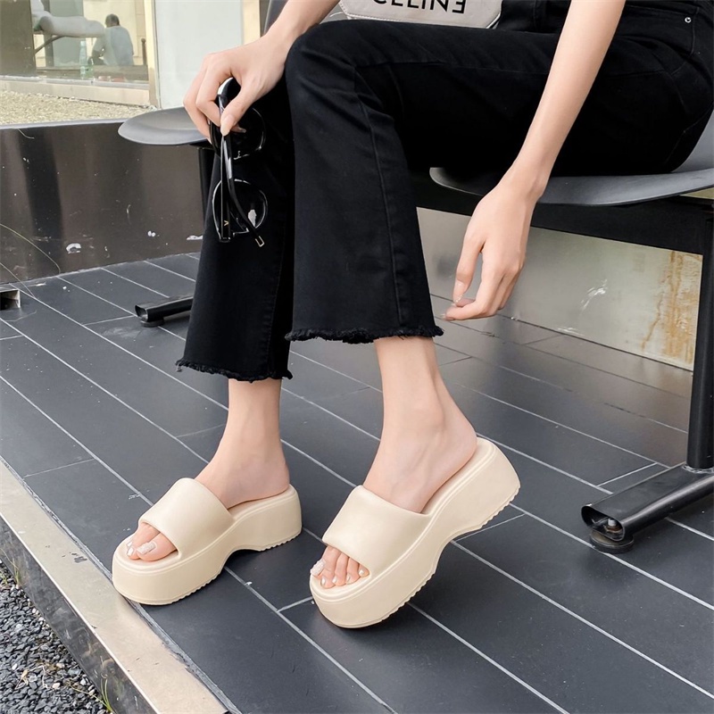 Dép Sandal Đế Dày Chống Trượt Chống Mài Mòn Thời Trang Hàn Quốc