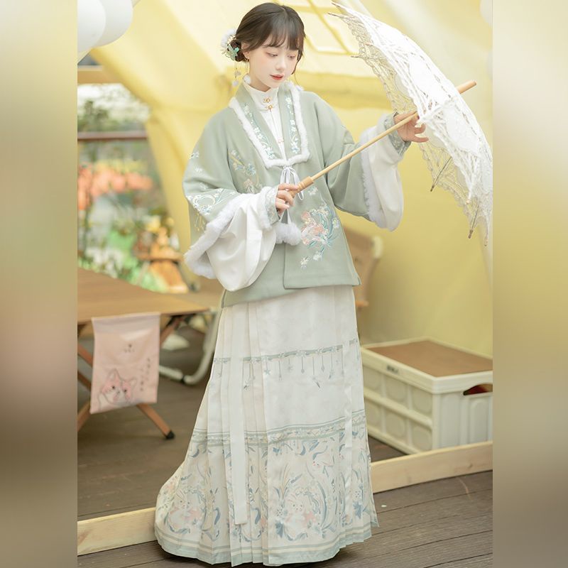 Nantingyuan  Váy Hán Phục Vải Nhung Kẻ Phối Khăn Choàng Cổ Thêu Thủ Công Mùa Đông Cho Nữ Mừng Năm Mới