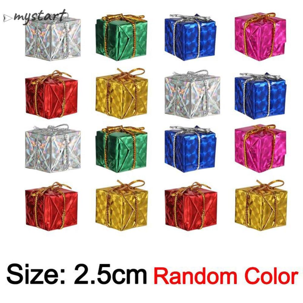 Bộ 12 Cây Thông mini Bằng Xốp Nhiều Màu Trang Trí Giáng Sinh