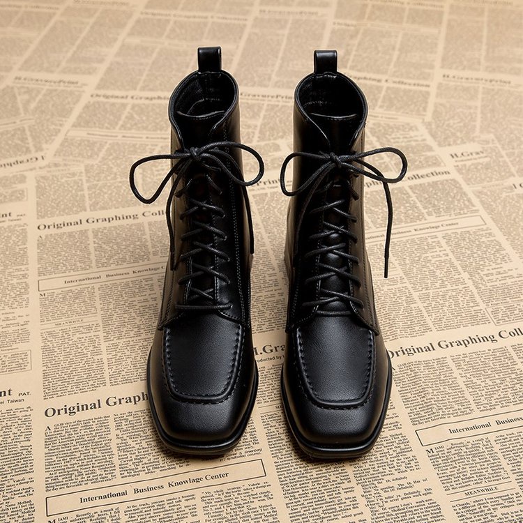 Giày Bốt martin Mũi Vuông Gót Dày Buộc Dây Cá Tính Cho Bạn Gái Cỡ 34-40