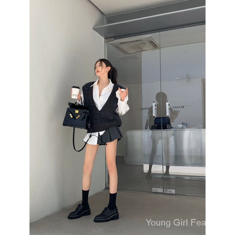 Áo Khoác Len Nữ Cộc Tay Cổ Chữ v Thời Trang