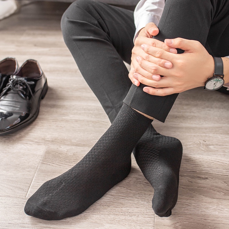 1 Đôi Tất Nam Sợi Tre Chống Vi Khuẩn Thoáng Khí Màu Đen Cỡ 38-44