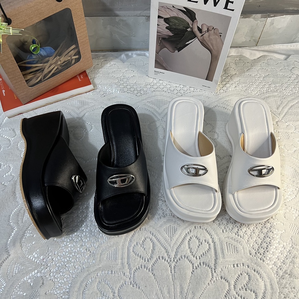 Dép bánh mì bigsize quai ngang khóa đồng đế xuồng cao 7 cm size 40-44