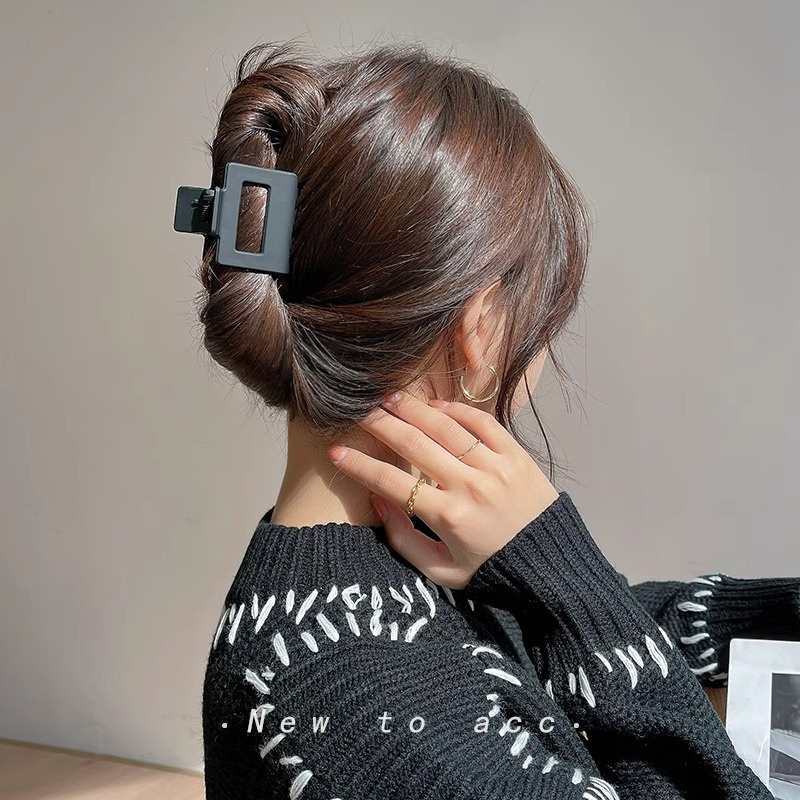 Kẹp Tóc mini Hình Vuông Màu khaki Phong Cách Hàn Quốc Dễ Thương Cho Nữ