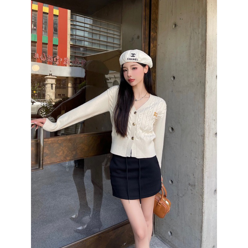 Áo Khoác cardigan Thêu Họa Tiết Xinh Xắn Theo Phong Cách Thu Đông 23ss