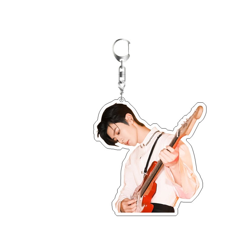 Sẵn Móc khoá 2 mặt hình Trần Triết Viễn