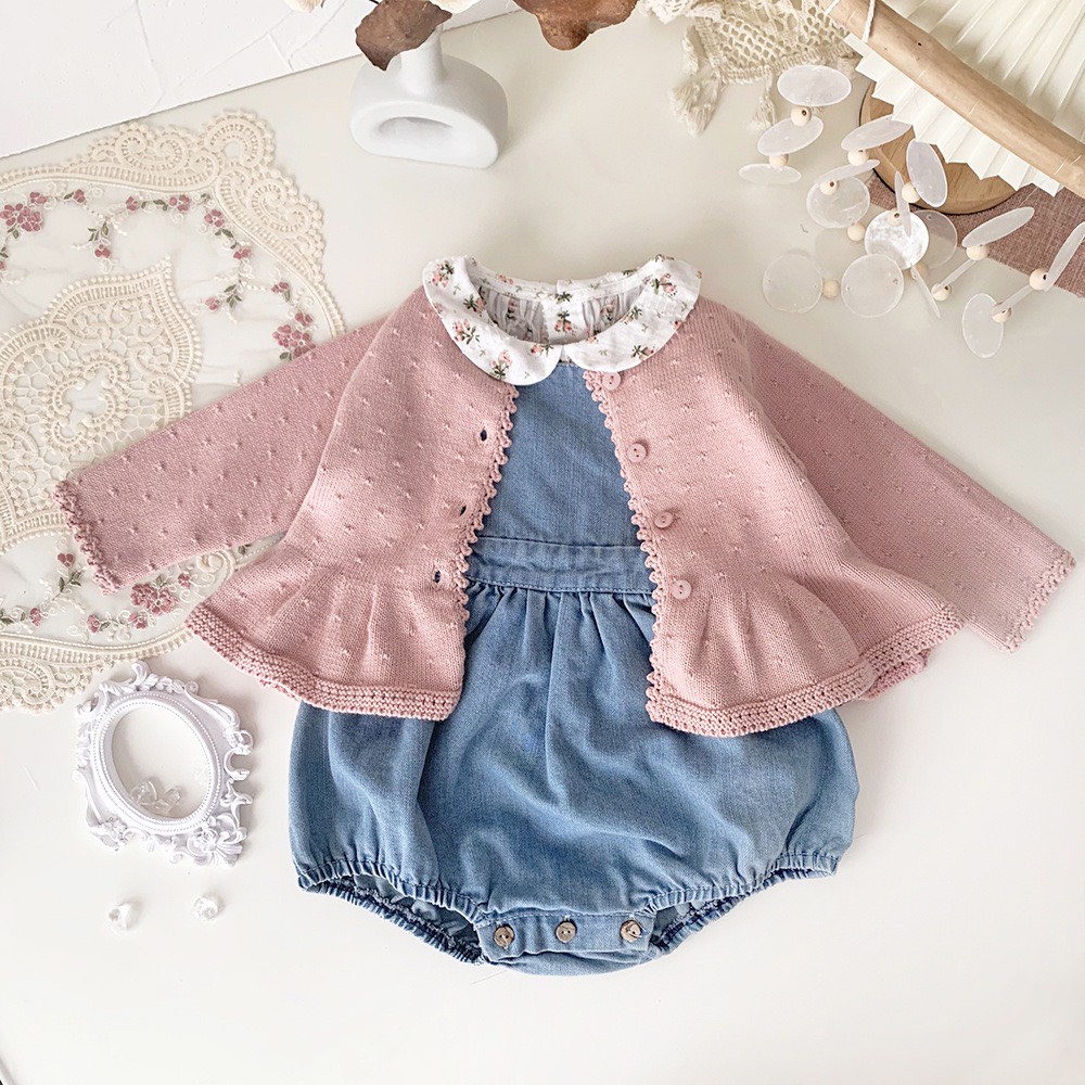 ÁO CADIGAN LEN DÁNG XÒE VIỀN REN CÀI CÚC CHO BÉ- HÀNG QCCC