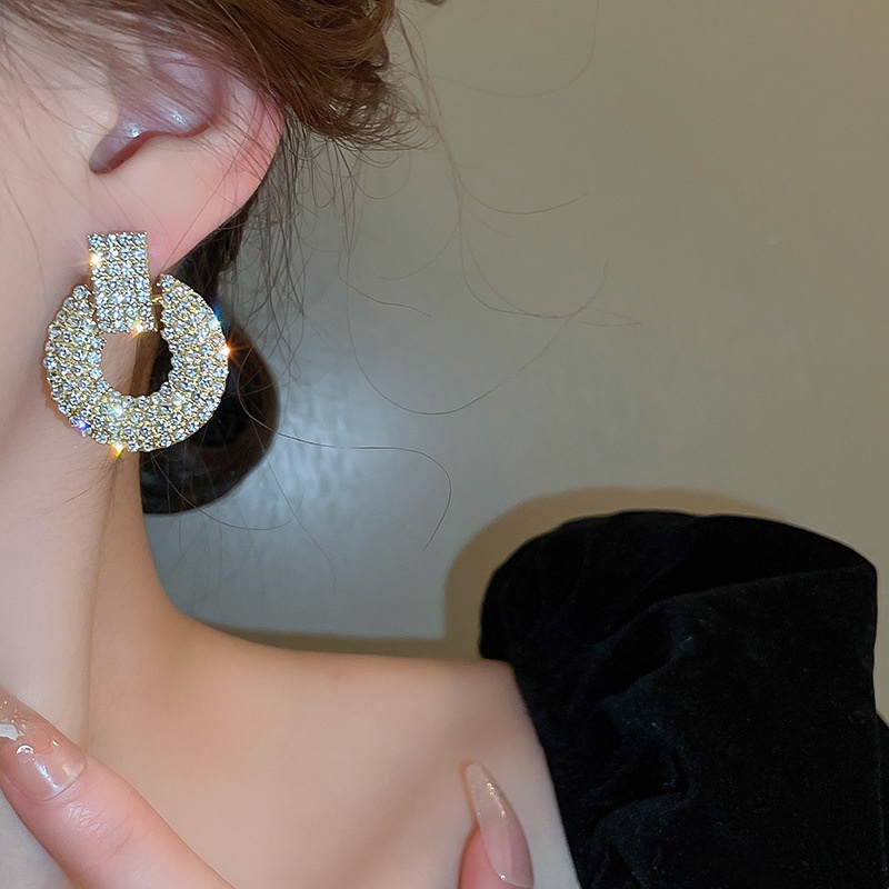 Bông Tai Mạ Bạc 925 Hình Tròn Đính Kim Cương Sang Trọng Nhẹ Nhàng Không Gây Dị Ứng