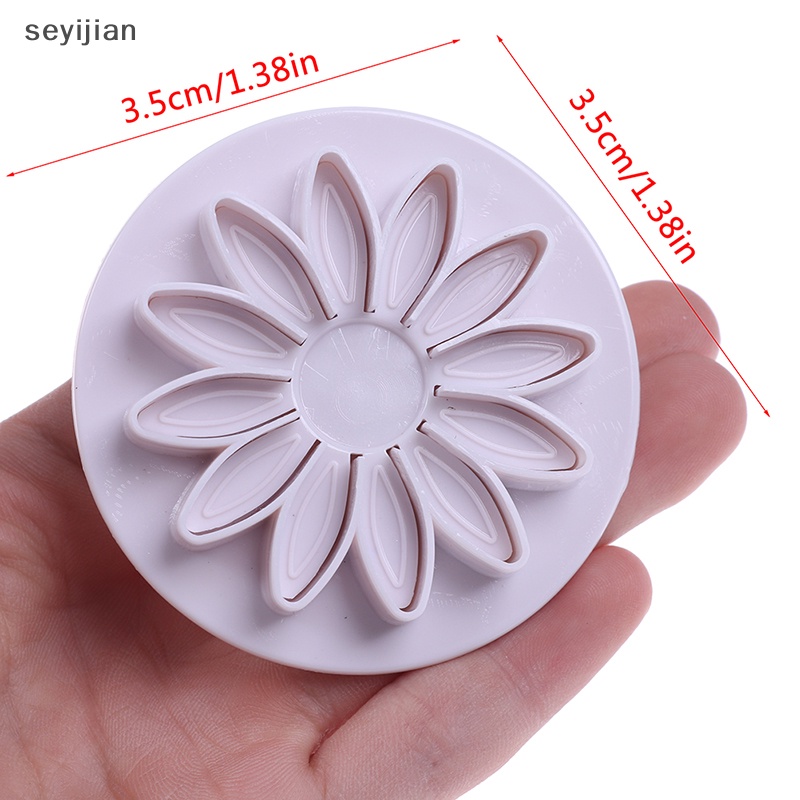 Khuôn Nhựa Làm Bánh Hình Bông Hoa Xinh Xắn