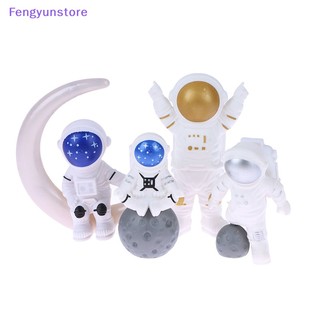 Set 3 / 4 Mô Hình Phi Hành Gia Trang Trí
