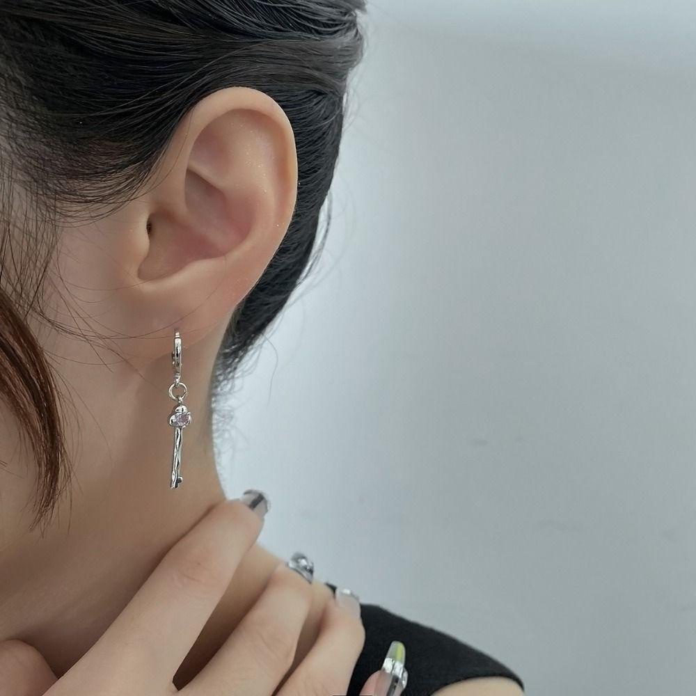 Bliss Khuyên Tai Bạc Xỏ Lỗ Hình Chìa Khóa / Chìa Khóa Phong Cách vintage Lãng Mạn