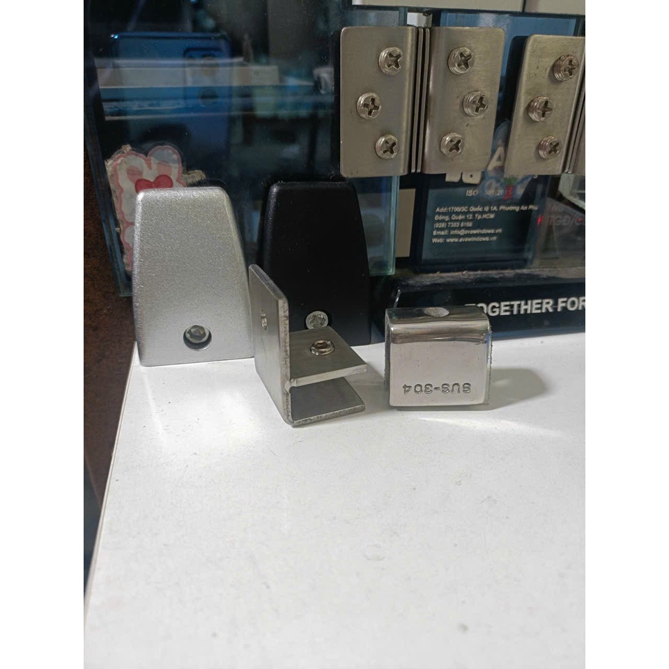 Pat u bầu 304 kẹp kính 5mm-12mm