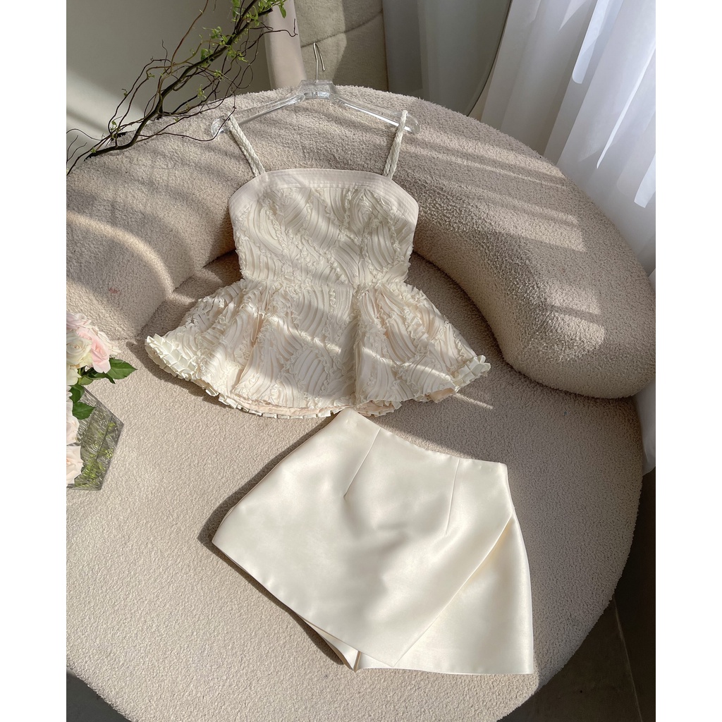 SÉT ÁO 2 DÂY + QUẦN VÁY - J05067