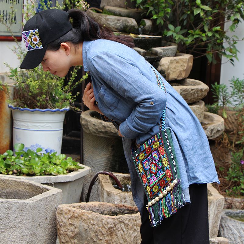 Túi Đeo Chéo Họa Tiết Thêu Phong Cách Dân Tộc Mới 2021